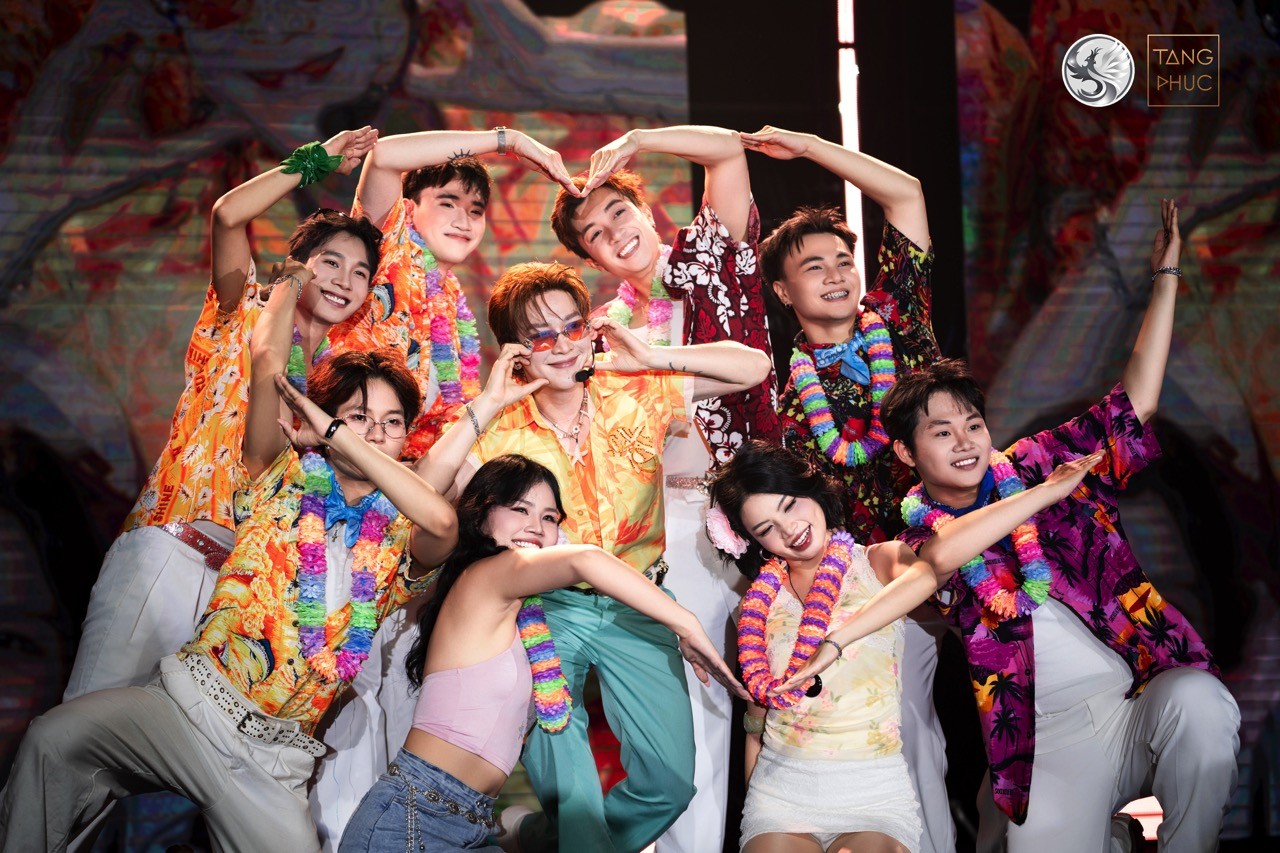 Màn vũ đạo như thi 'Bước nhảy hoàn vũ' của Tăng Phúc chiếm sóng MXH: Khán giả nín thở, nữ vũ công 'bầm dập' đôi chân