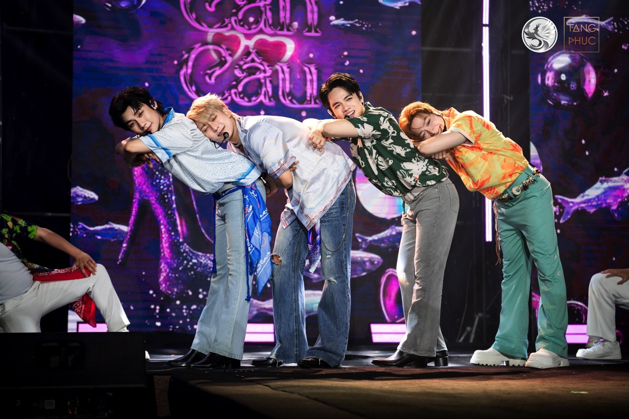 Màn vũ đạo như thi 'Bước nhảy hoàn vũ' của Tăng Phúc chiếm sóng MXH: Khán giả nín thở, nữ vũ công 'bầm dập' đôi chân