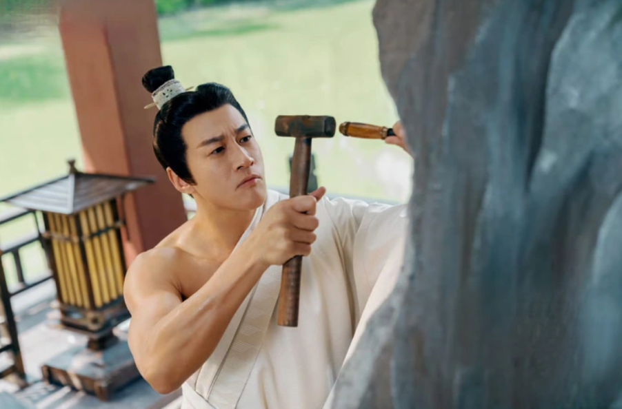 Vì sao Hà Nhuận Đông bất ngờ 'chiếm sóng' dù không đóng 'Trục Ngọc'?