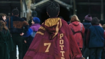 'Một kỉ nguyên phép thuật mới' bắt đầu khi HBO tung trailer mới nhất của 'Harry Potter'.