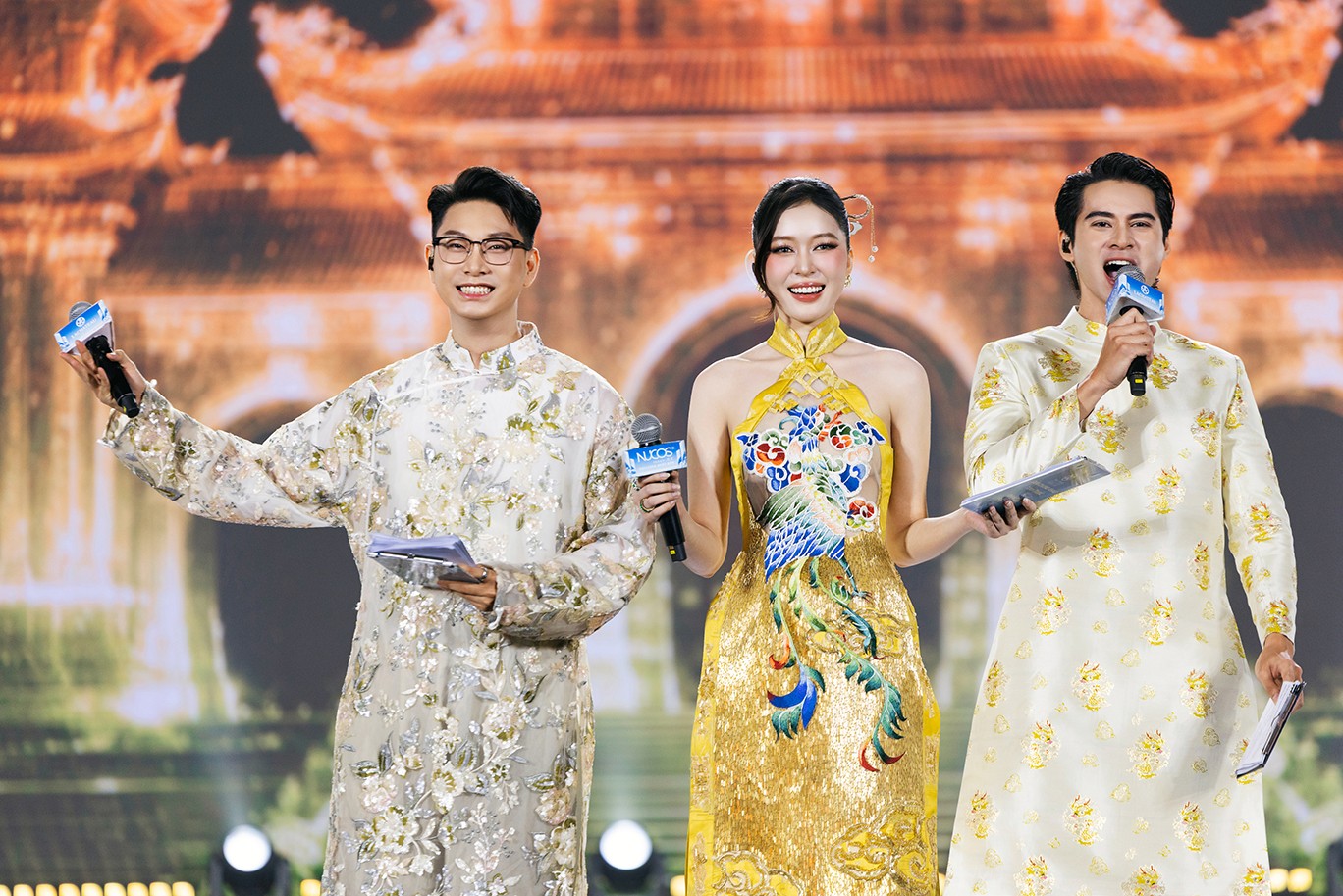 Chung khảo 'Miss World Vietnam 2025': Mãn nhãn với 'Dances of Vietnam', lộ diện Top 5 Người đẹp biển