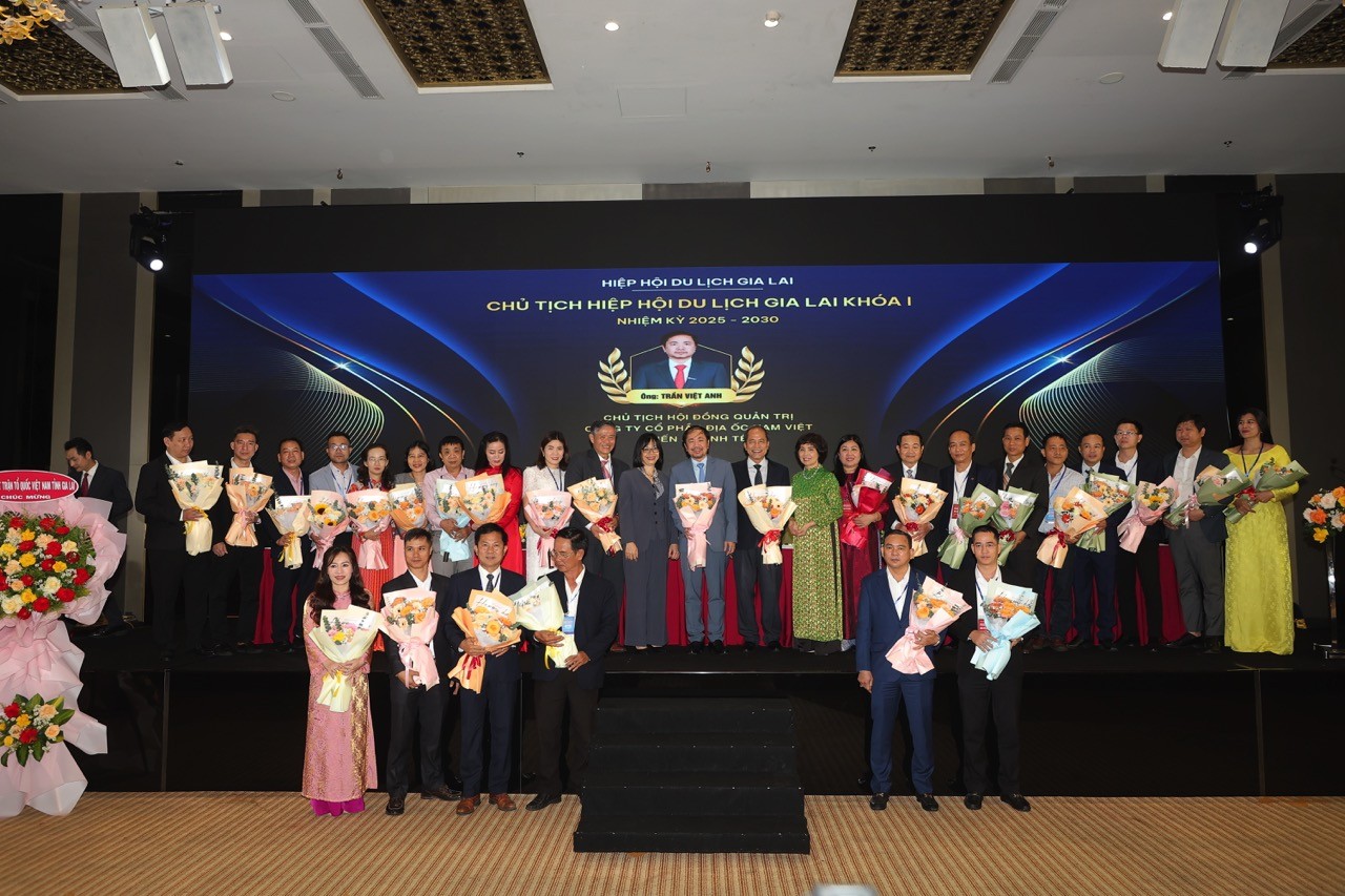 Dàn nghệ sĩ 'Vũ trụ Say Hi' - 'Mega Concert' quy tụ tại Lễ khai mạc Năm du lịch quốc gia 2026