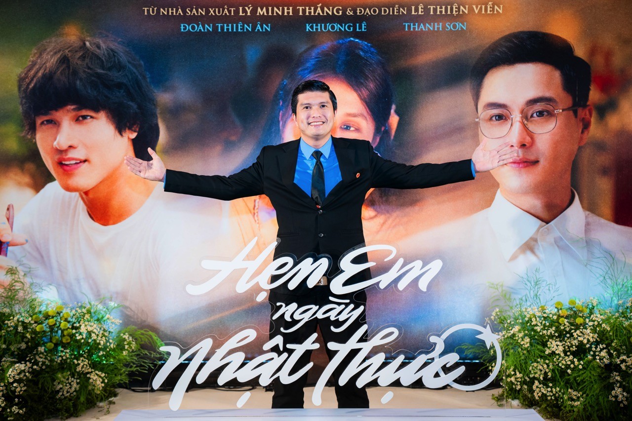 60 nghệ sĩ đến ủng hộ buổi ra mắt phim 'Hẹn em ngày nhật thực'