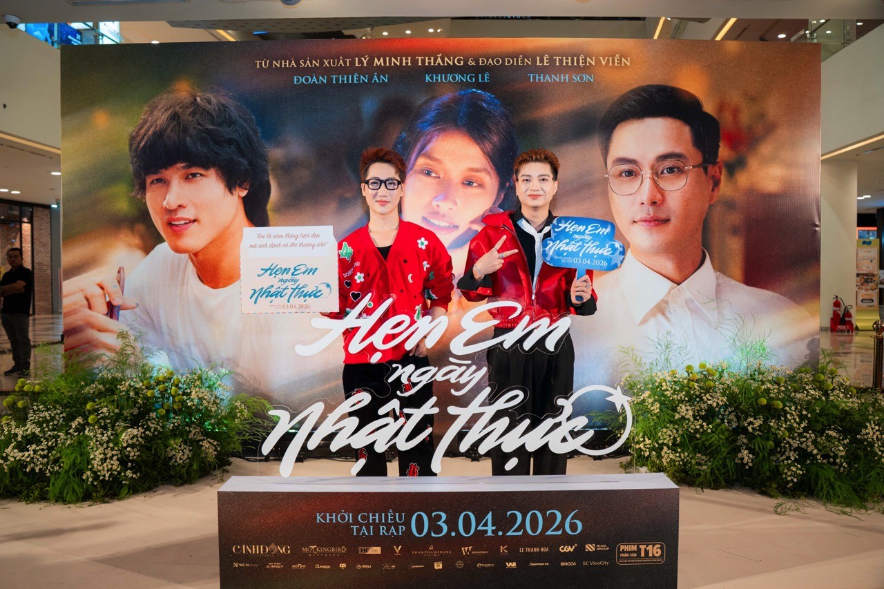 60 nghệ sĩ đến ủng hộ buổi ra mắt phim 'Hẹn em ngày nhật thực'