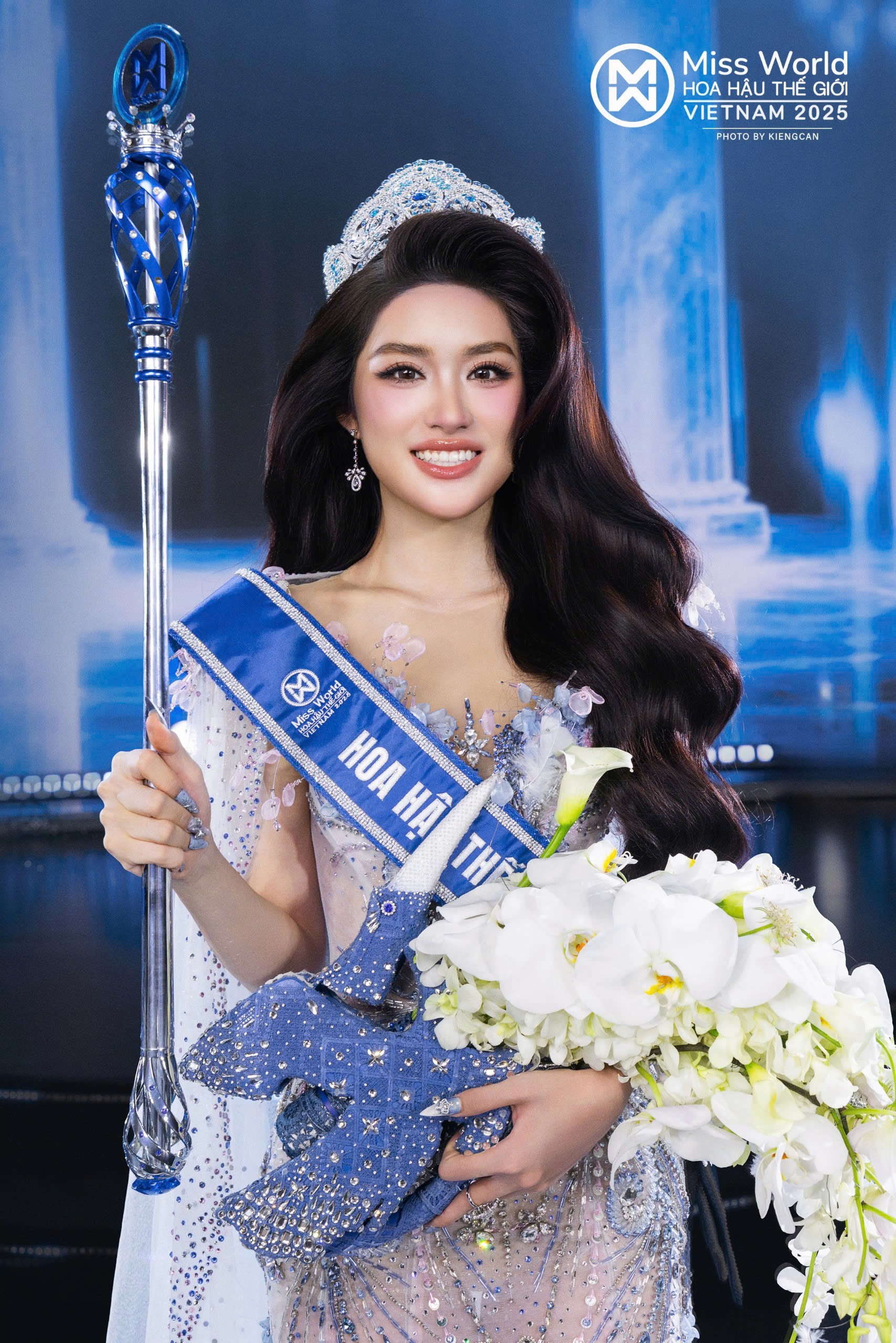 Phan Phương Oanh - Người đẹp Ielts 7.5 đăng quang 'Miss World Vietnam 2025'
