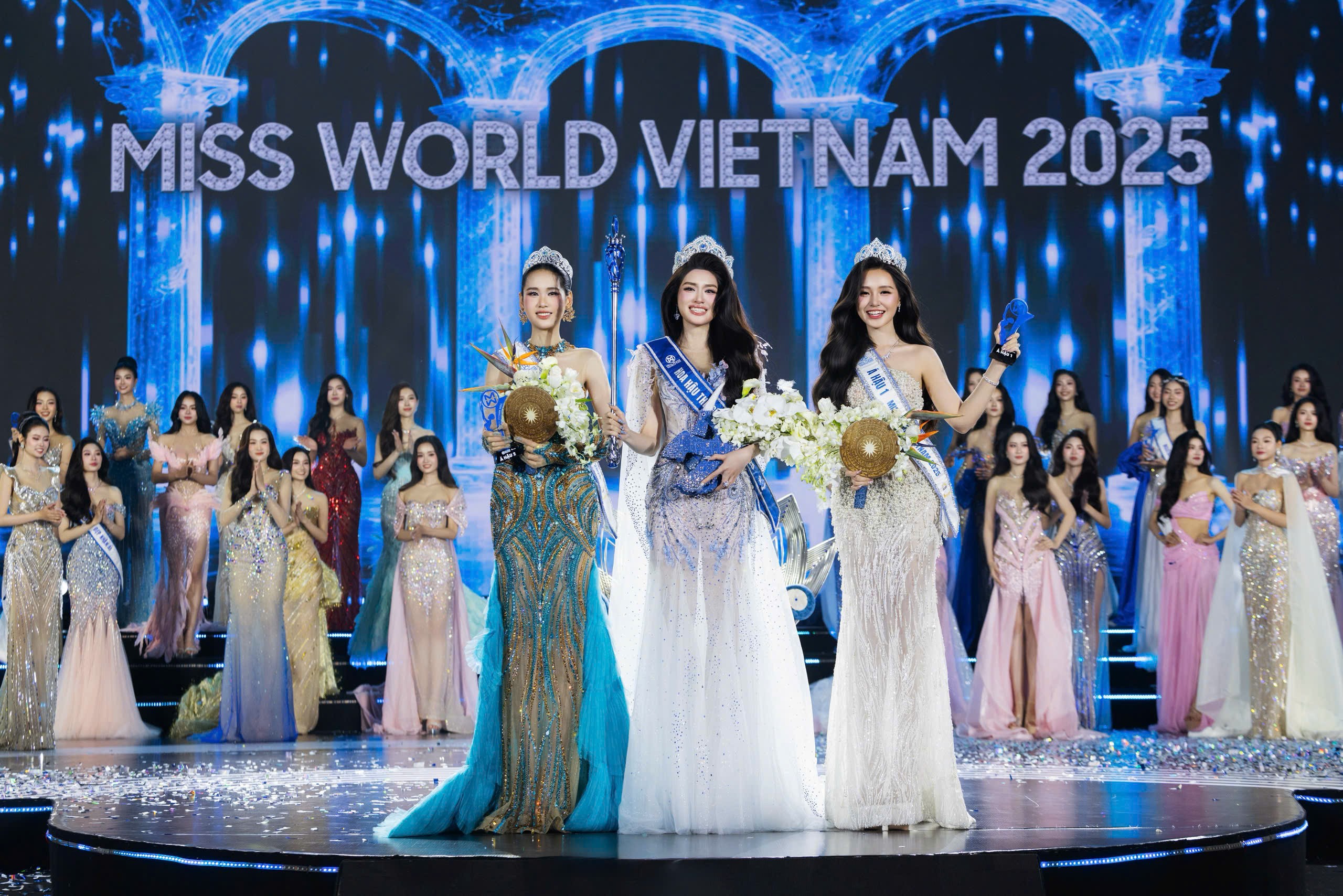 Phan Phương Oanh - Người đẹp Ielts 7.5 đăng quang 'Miss World Vietnam 2025'