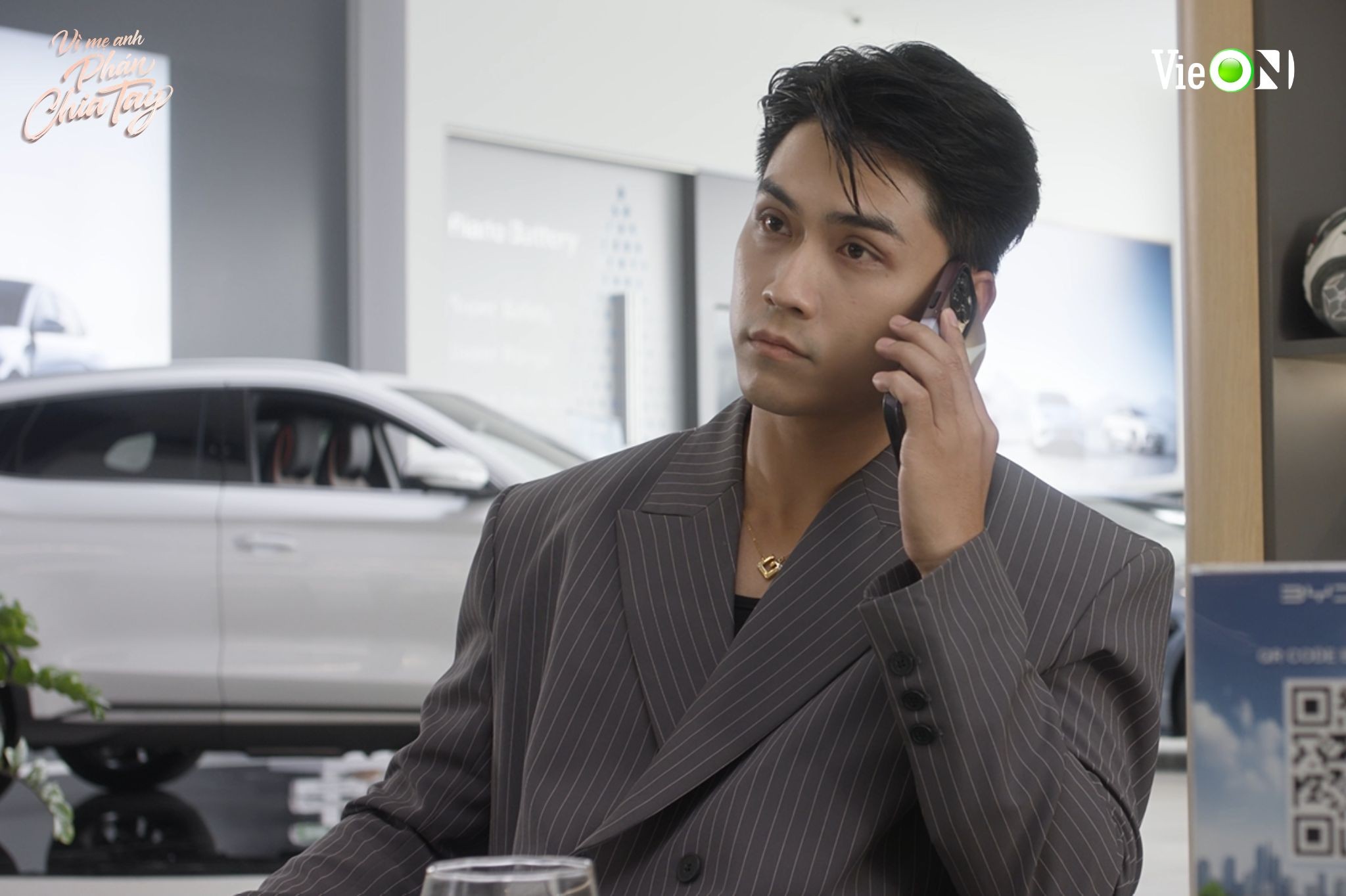 'Vì mẹ anh phán chia tay': Nghệ sĩ Hồng Ánh gọi Võ Điền Gia Huy và Trần Ngọc Vàng là 'viên đá quý'