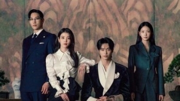 Vì poster, phim của IU và Byun Woo Seok lại gây tranh cãi