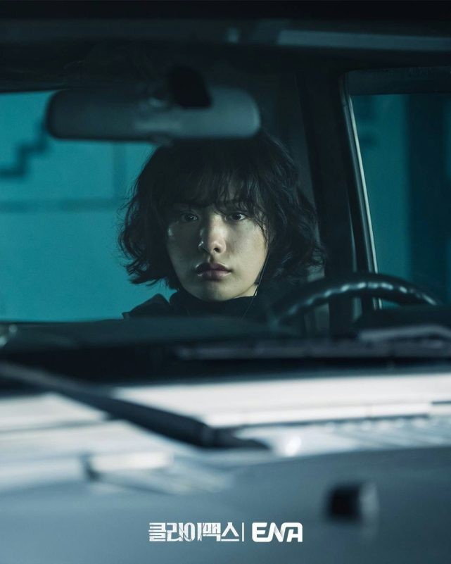 Nụ hôn của Ha Ji Won và Nana đẩy 'Climax' lên cao trào