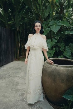 Quỳnh Lương chính thức lên tiếng về tình trạng sức khỏe của cha mình