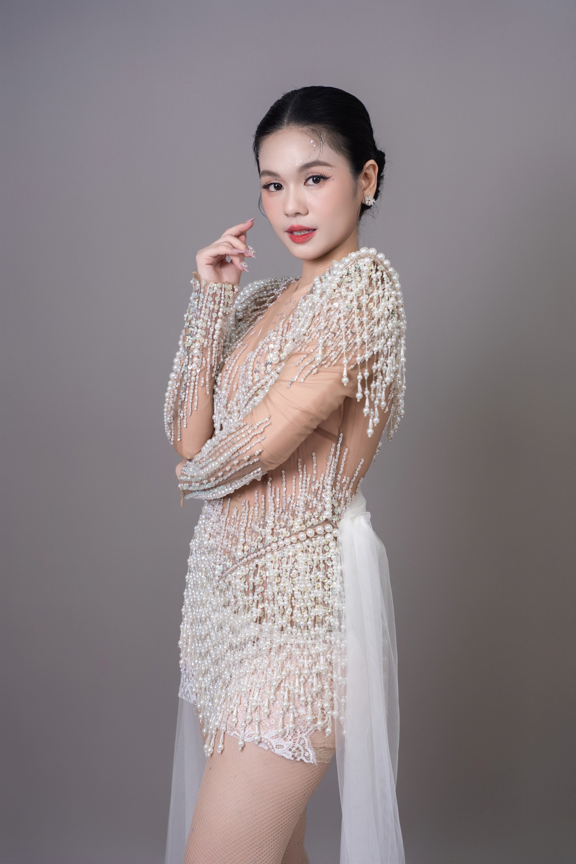 'Chiến thần lên tone' Trần Thủy Tiên được Đoan Trang đánh giá cao trong 'Tỏa sáng sao đôi 2026'