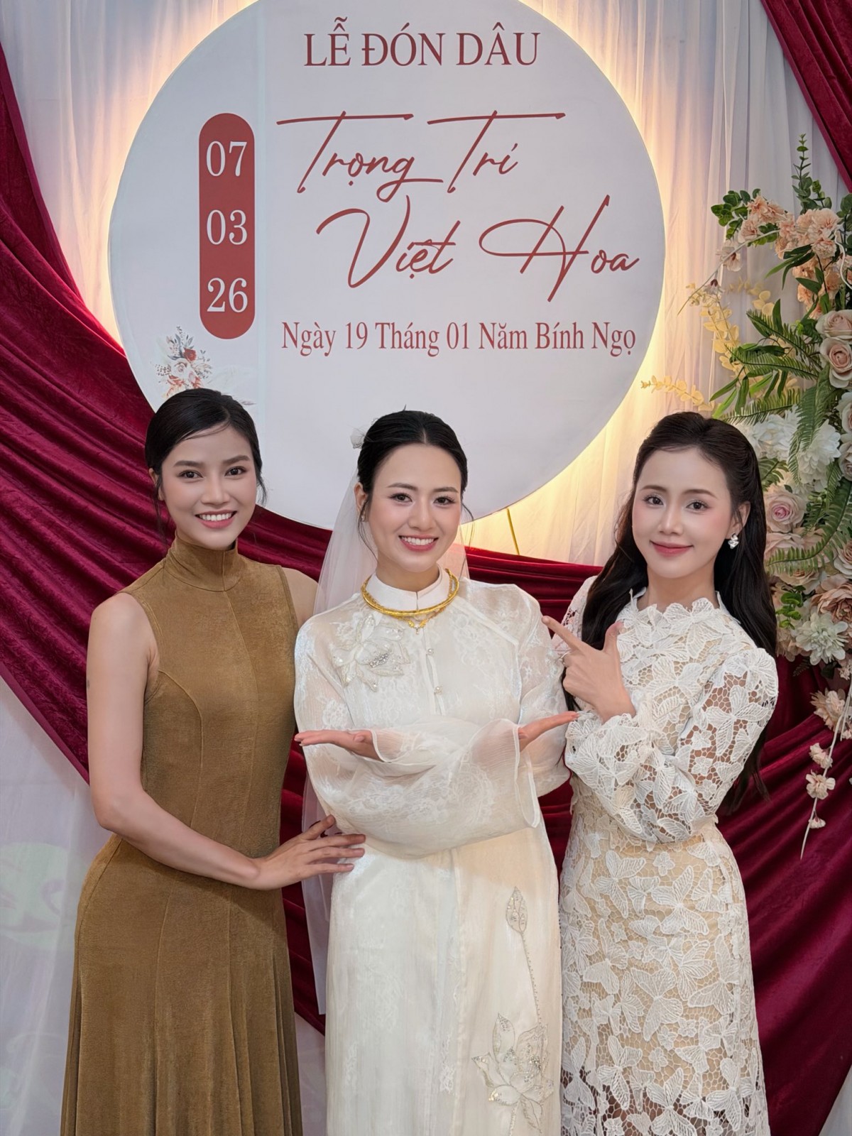 ‘Không giới hạn’: Bộ ba bạn thân Anh Đào – Việt Hoa – Minh Thu và chuyện tình ‘đan xen’ thú vị từ phim ra đời thực