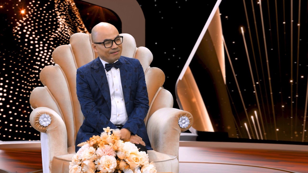 Ca sĩ Nguyên Vũ tiết lộ mối tình đầu đơn phương, bất ngờ khi crush kết hôn với bạn mình