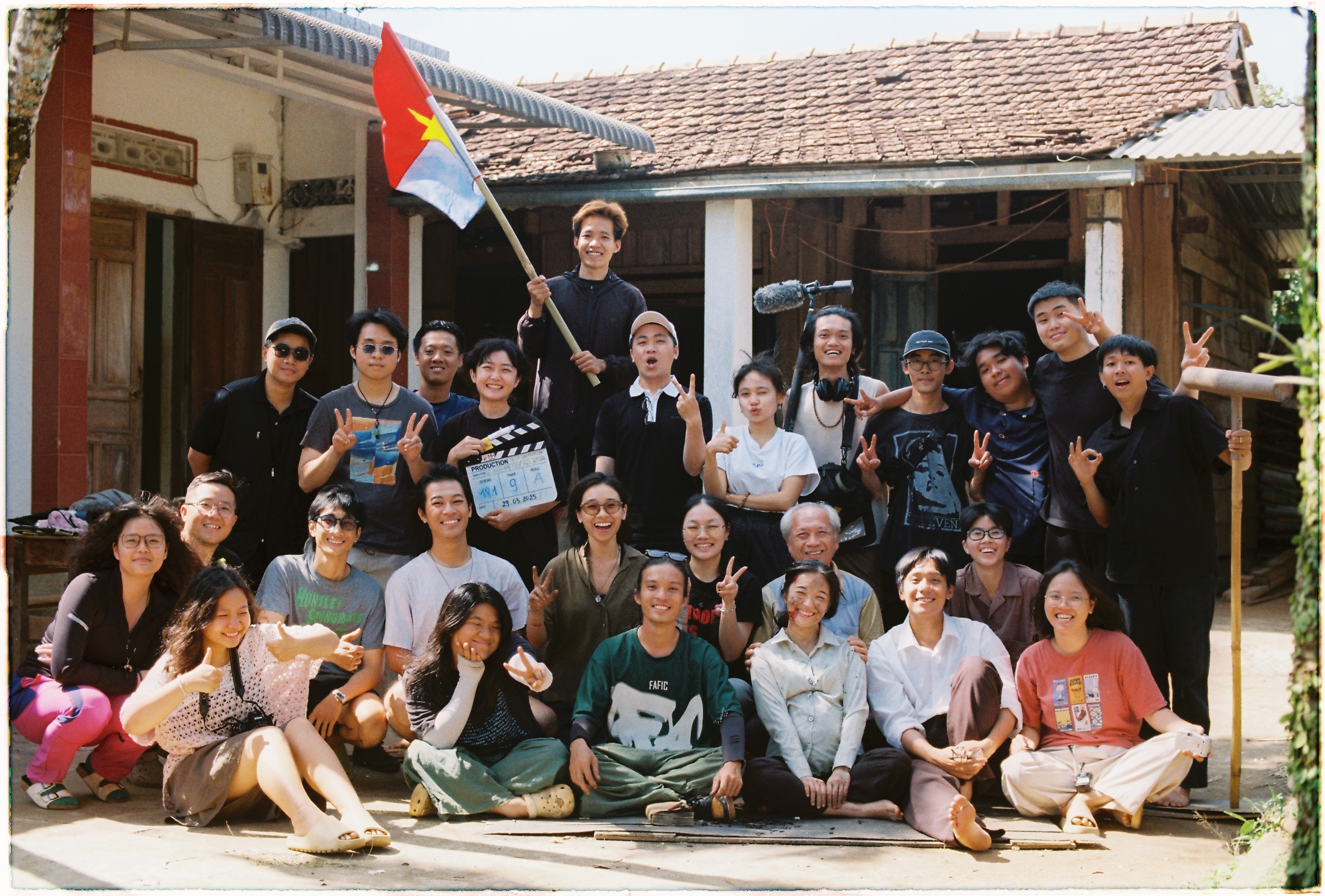 Ấn tượng từ cuộc gặp gỡ 3 sinh viên - đạo diễn trẻ của Liên hoan phim sinh viên lần thứ nhất