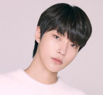 Nam diễn viên Hàn Quốc nổi tiếng bị chê 'quá xấu' để làm nam chính