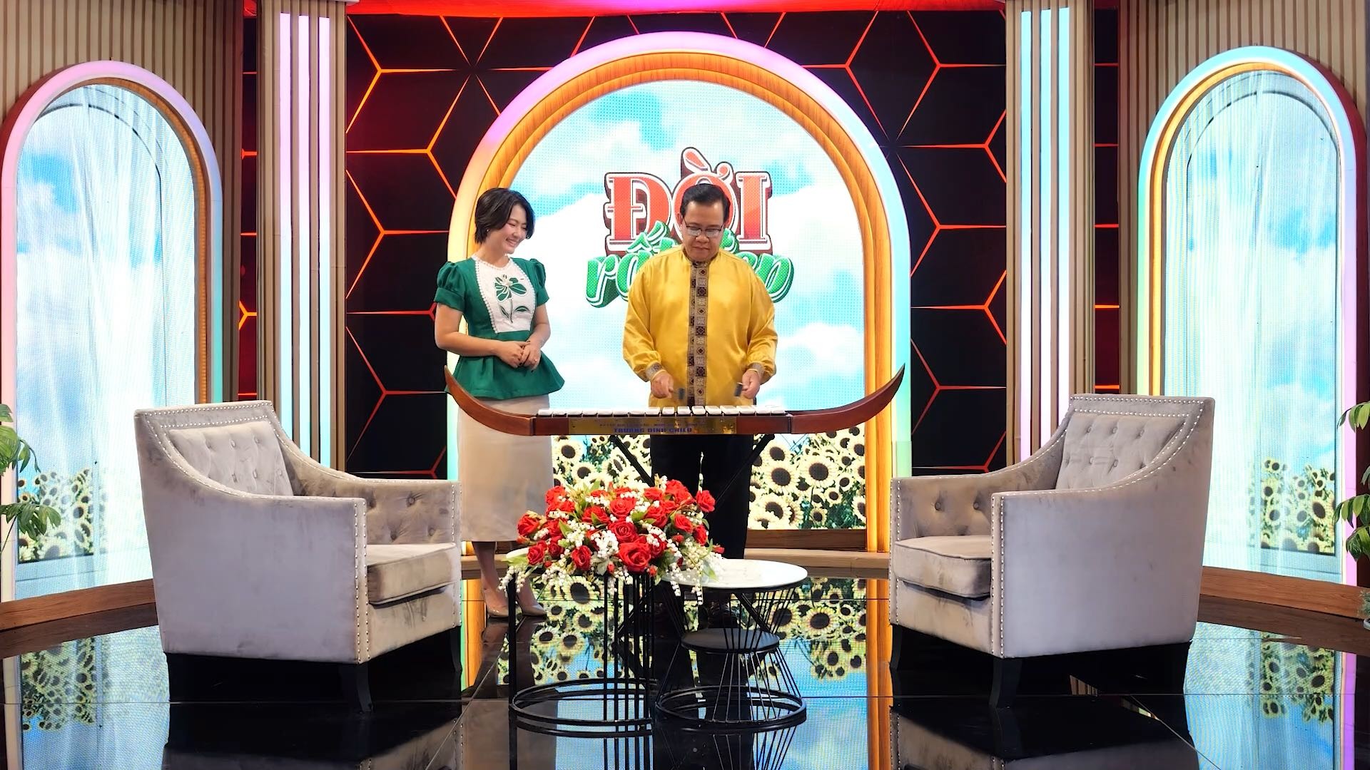 'Đời rất đẹp': Kỷ lục gia thế giới Trương Đình Chiếu 'dệt' nên hơn 1.000 bộ đàn đá để tặng lại cho đời