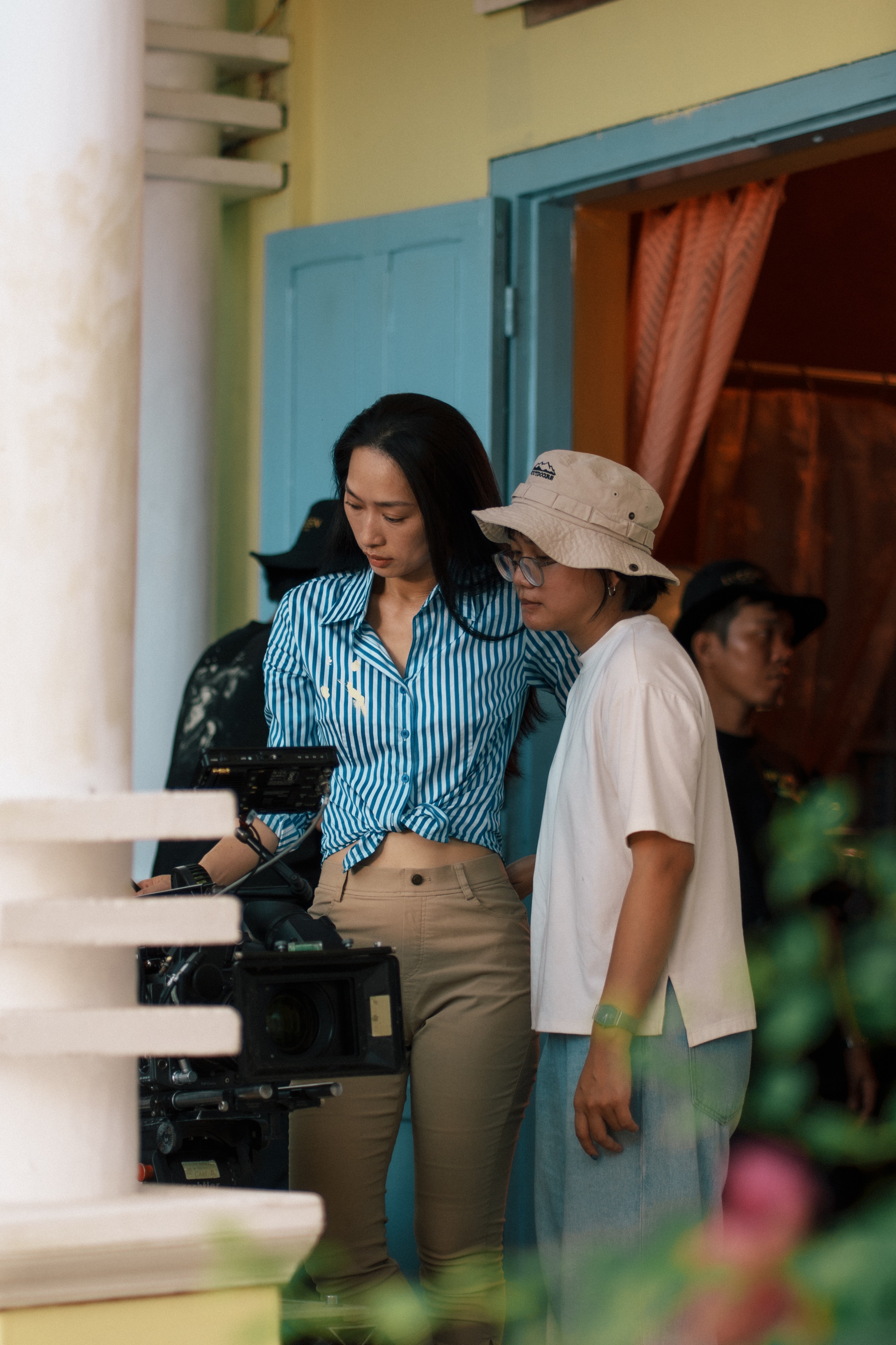 Hậu trường 'Một thời ta đã yêu': Xây lại 2 căn nhà cùng hành trình làm phim giữa Phú Yên đầy cảm xúc