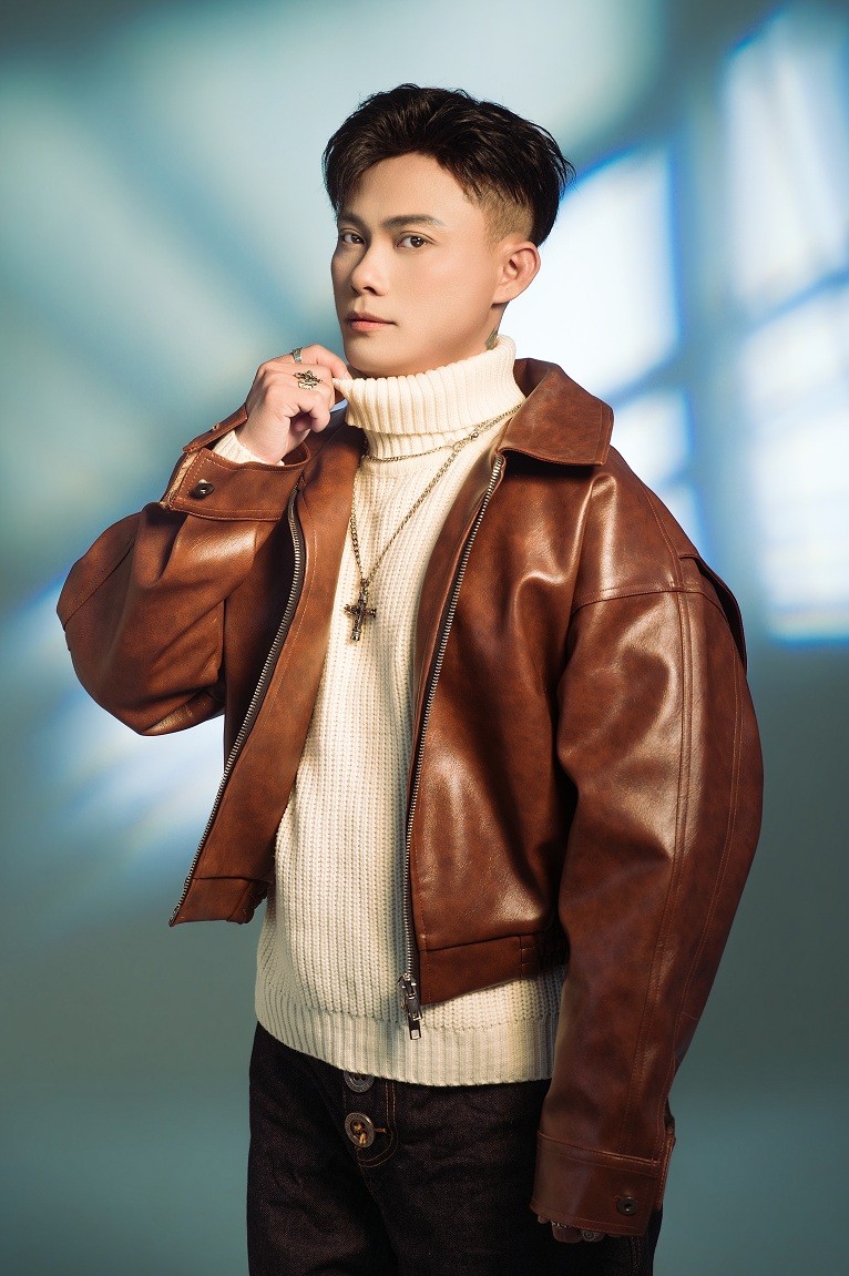 Biên đạo múa Nguyễn Hữu Vĩnh Khương: Hành trình hơn 20 năm theo đuổi nghệ thuật, gom nét văn hóa xưa vào nhịp thở của múa hiện đại