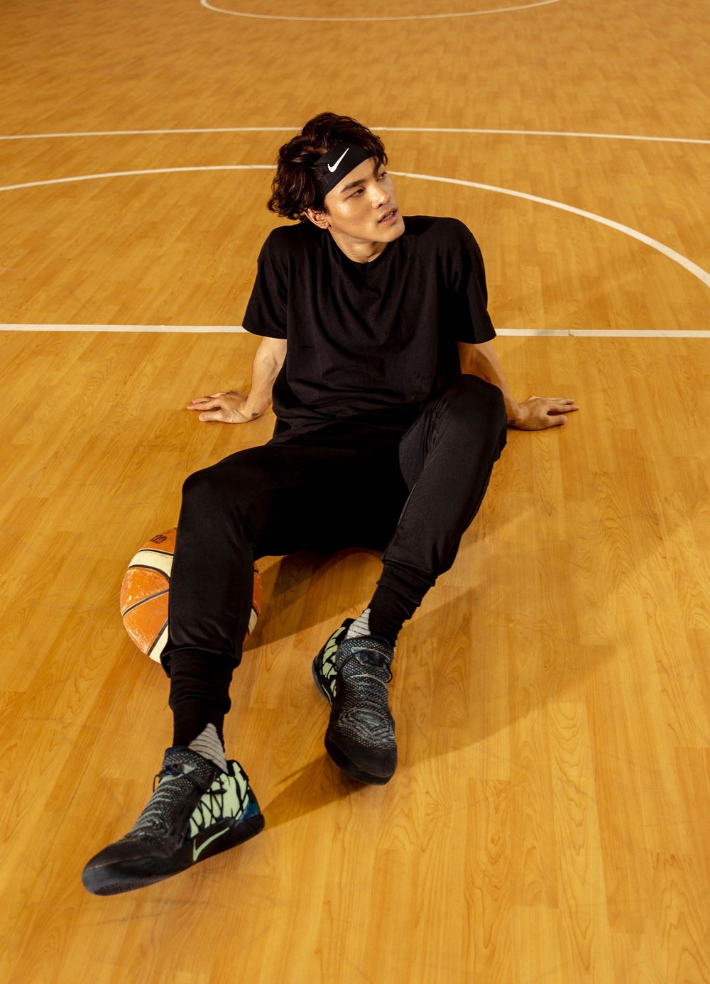 Khương Lê – Nam chính 'Hẹn em ngày nhật thực' gây sốt: Cao 1m86, từng là cầu thủ bóng rổ