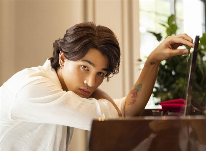 Khương Lê – Nam chính 'Hẹn em ngày nhật thực' gây sốt: Cao 1m86, từng là cầu thủ bóng rổ