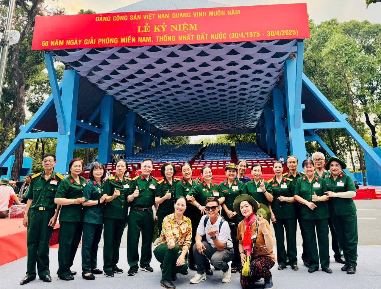 Biên đạo múa Nguyễn Hữu Vĩnh Khương: Hành trình hơn 20 năm theo đuổi nghệ thuật, gom nét văn hóa xưa vào nhịp thở của múa hiện đại