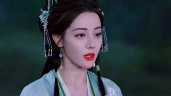 Tranh cãi diễn xuất của Địch Lệ Nhiệt Ba trong ‘Bạch Nhật Đề Đăng’