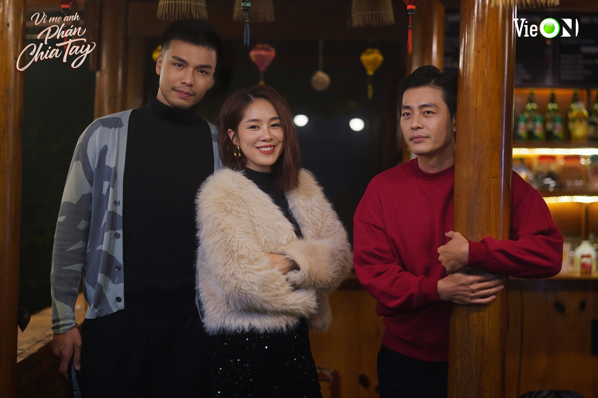 'Vì mẹ anh phán chia tay': 'Chị đẹp trap girl' Lê Phương mê mẩn nhan sắc đàn em 'đẹp từ chính đến phụ'