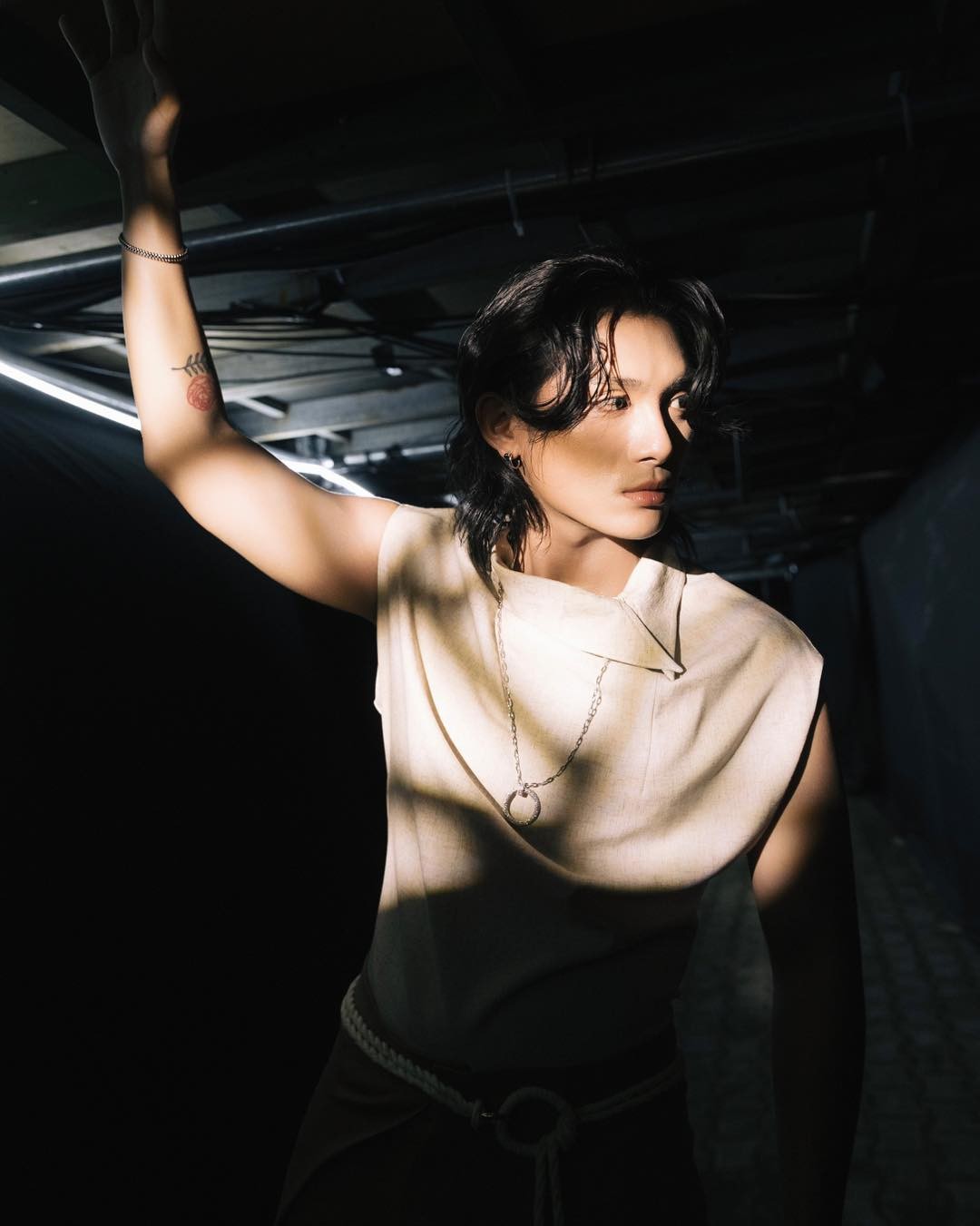 Grey D lập kỳ tích với Side A 'Ánh sáng • Màn đêm', phủ sóng toàn bộ BXH nhạc số