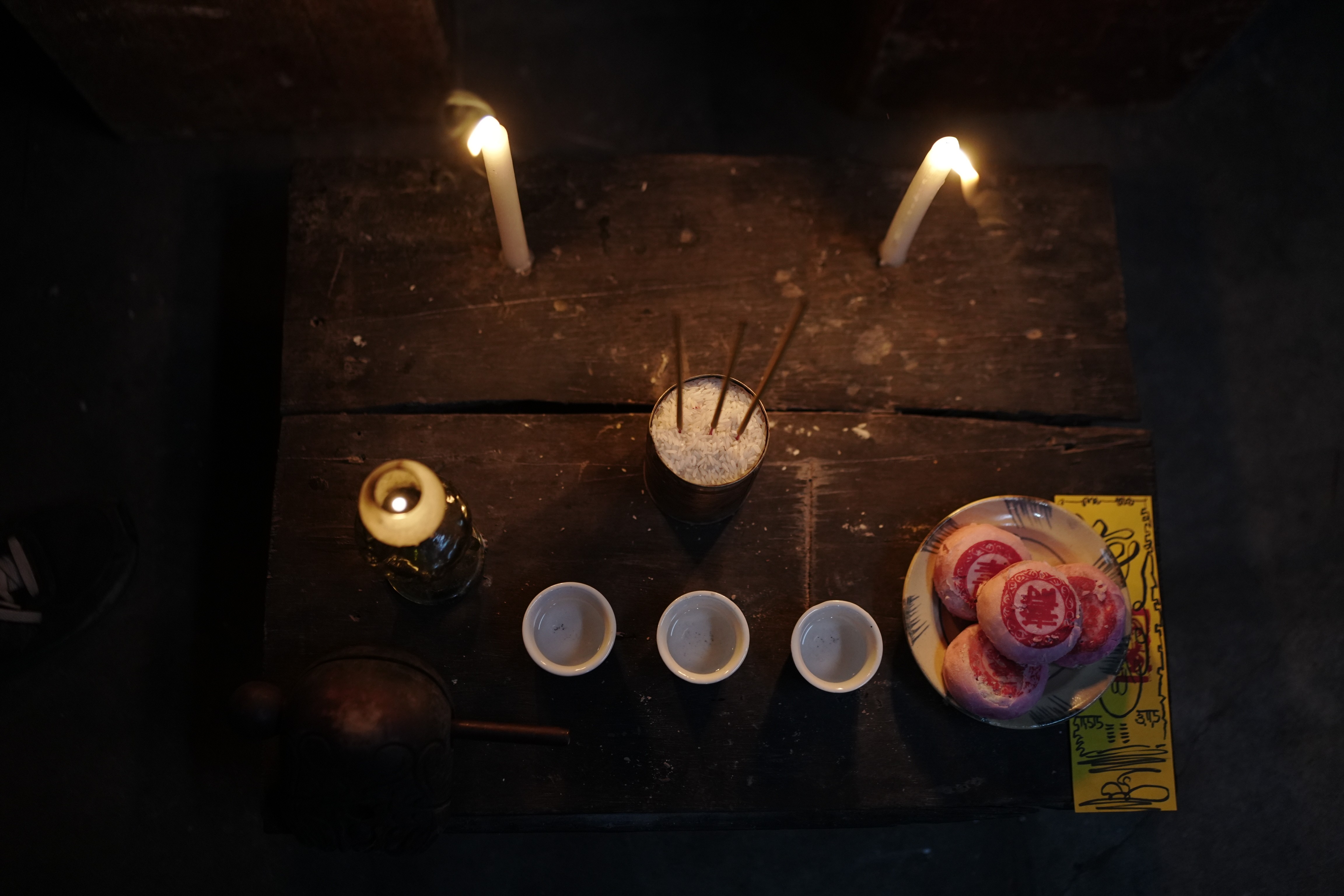 Thờ ma xó – Nghi lễ 'luyện' vong hồn từ người đã mất?