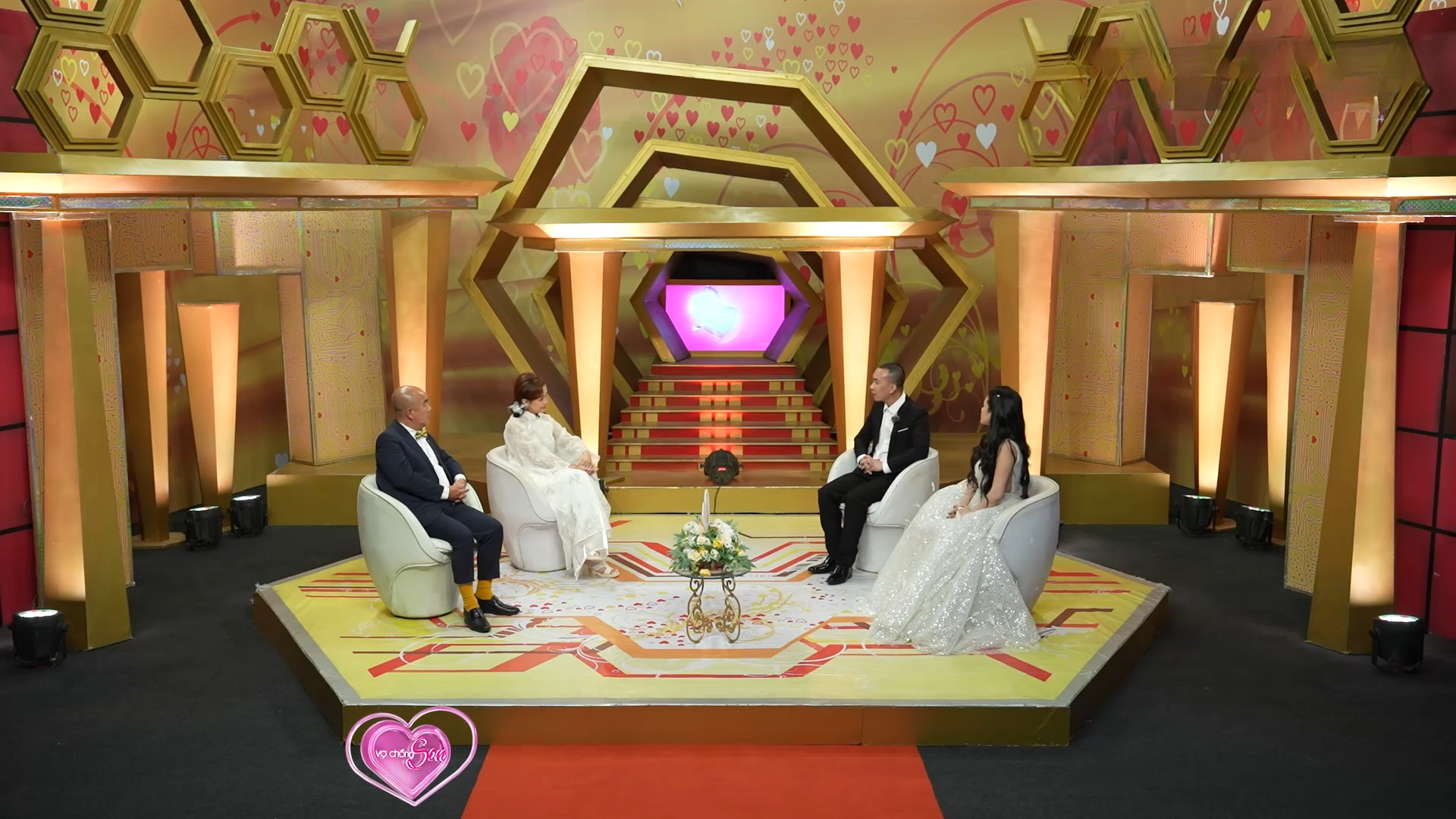 Vượt định kiến gia đình, cặp đôi TikToker viết nên cái kết viên mãn trong 'Vợ chồng son'