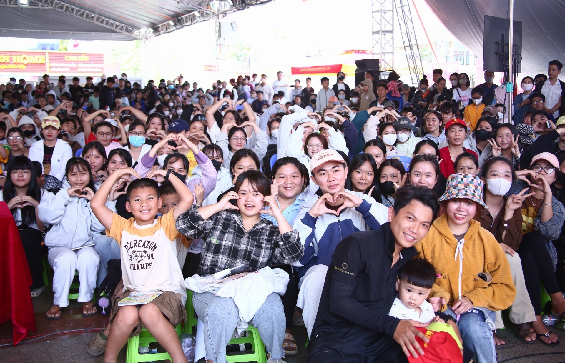 Chương trình 'Mái ấm gia đình Việt' trở lại ghi hình tại TP. Hồ Chí Minh sau hơn 2 năm