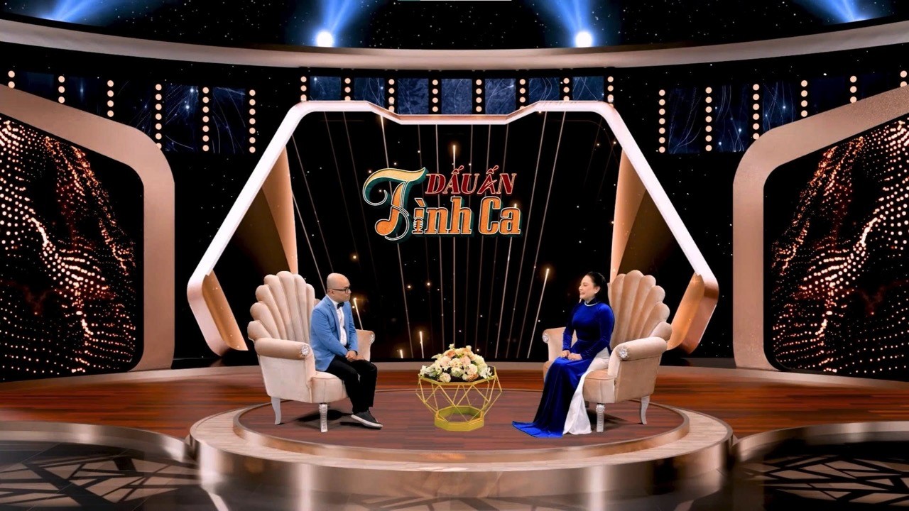 Ca sĩ Đoan Trang lần đầu trải lòng về tình đầu dang dở