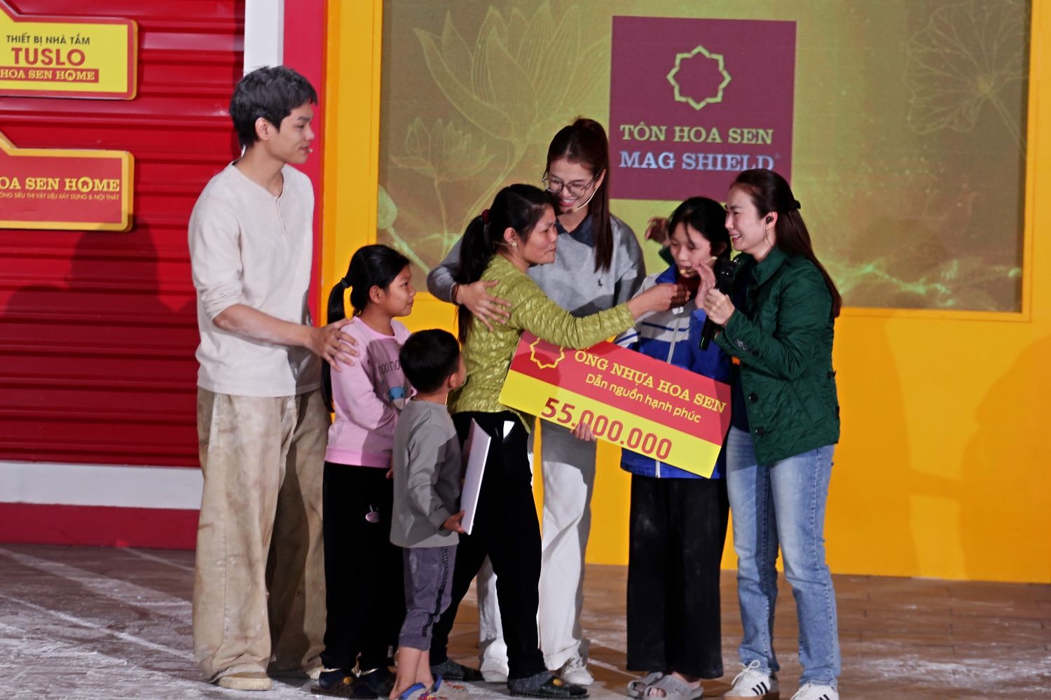 Chương trình 'Mái ấm gia đình Việt' trở lại ghi hình tại TP. Hồ Chí Minh sau hơn 2 năm