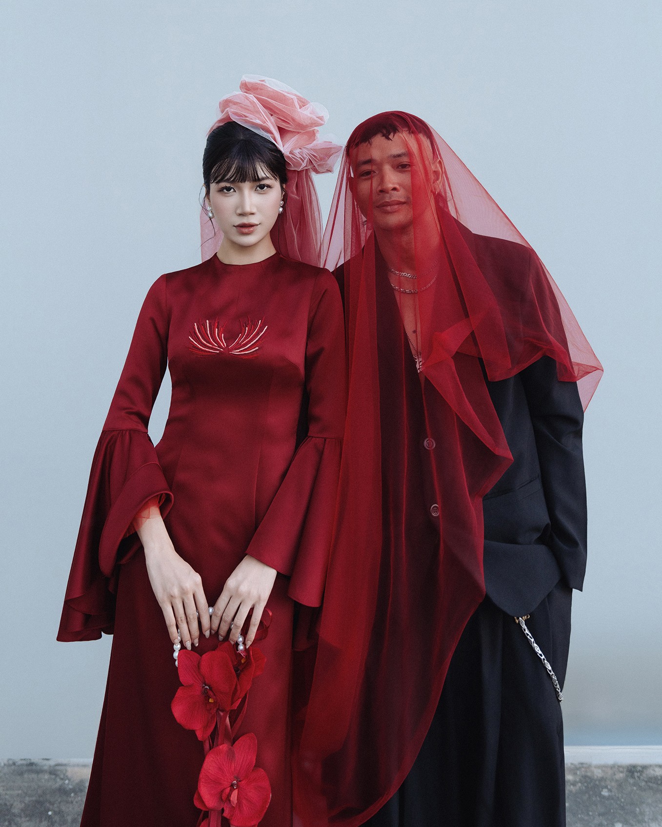 Từ phim 'Song hỷ lâm nguy', Hynee Cao Thanh Huyền tung bộ ảnh cưới đỏ rực cùng Hoàng Phi, phải chăng 'phim giả tình thật'?