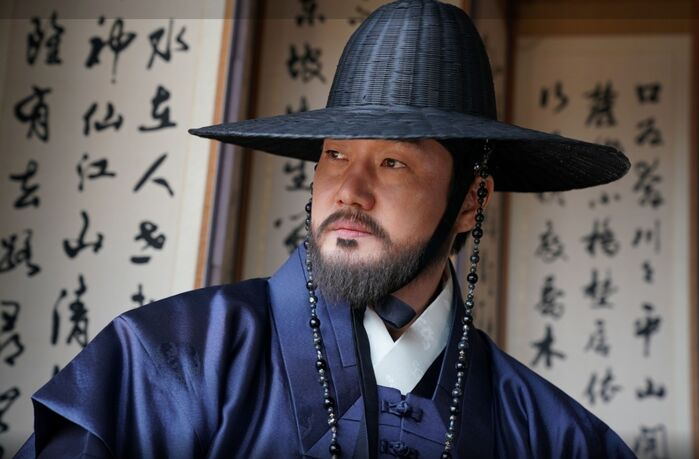 ‘Dưới bóng Điện Hạ’: Thành công nhờ kể chuyện lịch sử bằng cảm xúc