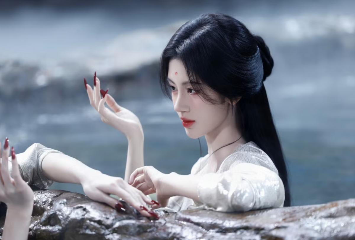 Địch Lệ Nhiệt Ba ‘lép vế’ trước Cúc Tịnh Y?