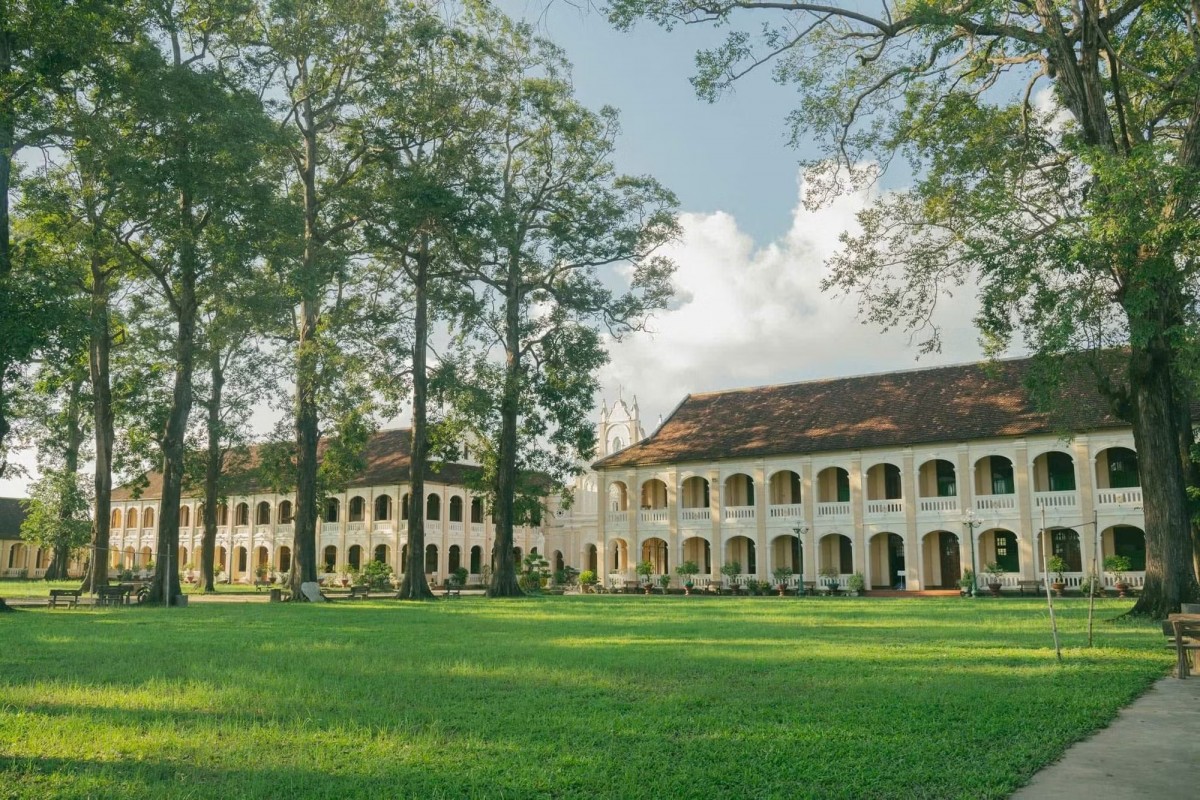 Sức nóng của ‘Hẹn em ngày nhật thực’ chưa có dấu hiệu hạ nhiệt, tiếp tục thống lĩnh phòng vé