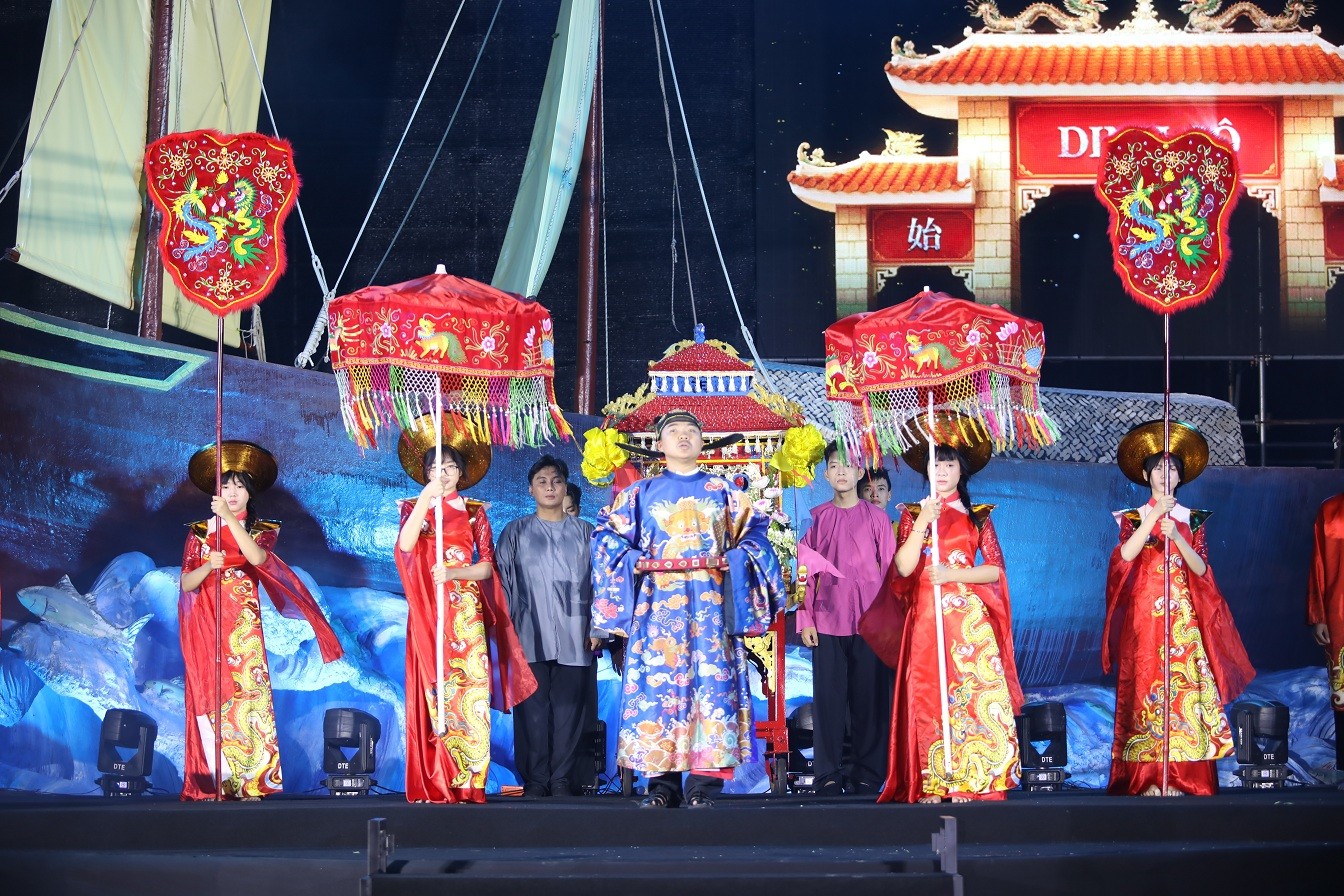 Nhiều nghệ sĩ tụ hội tại Lễ hội Dinh Cô 'Long Hải lung linh sắc biển 4'