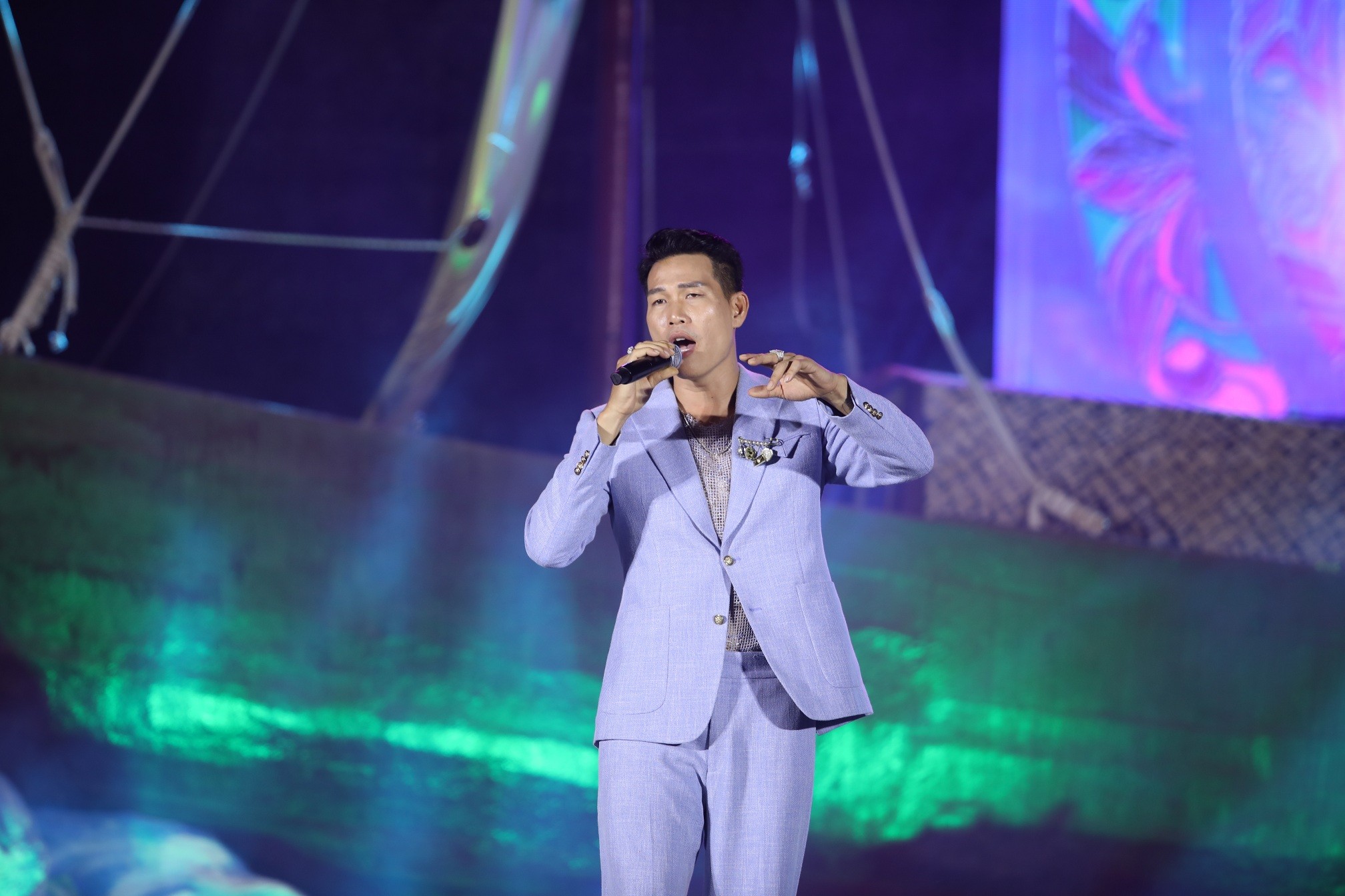 Nhiều nghệ sĩ tụ hội tại Lễ hội Dinh Cô 'Long Hải lung linh sắc biển 4'