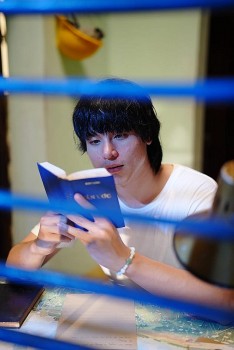 Khương Lê: Từ chối danh xưng 'mỹ nam', bất ngờ công khai 'si mê' visual của Anh Tú Atus