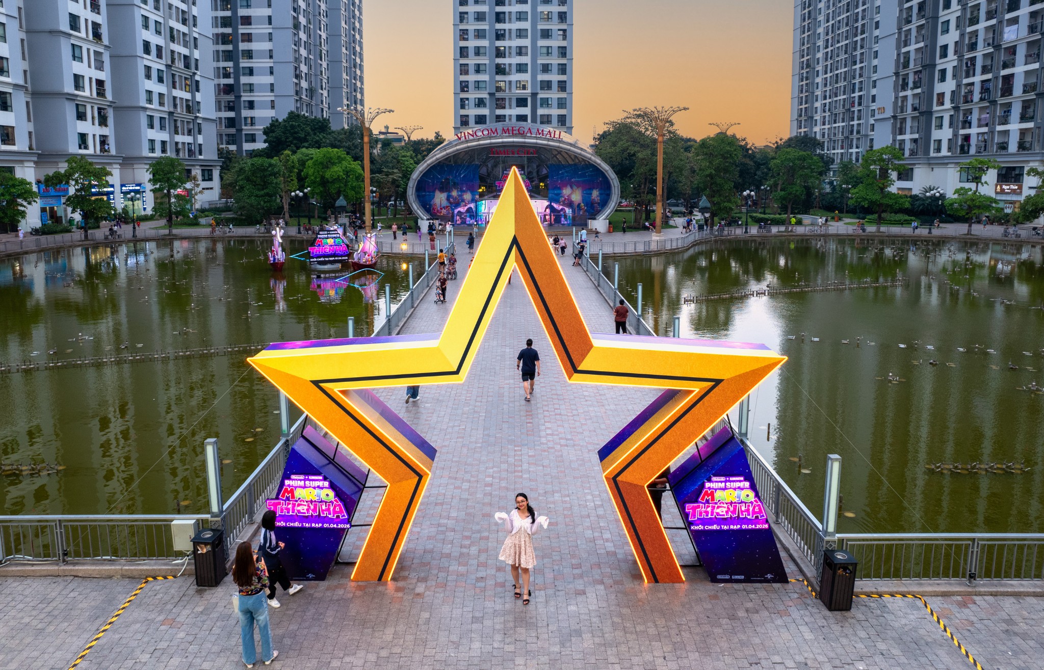 'Phim Super Mario Thiên Hà' 'phủ sóng' toàn cầu: Loạt công trình biểu tượng xuất hiện khắp thế giới, khẳng định đẳng cấp thương hiệu tỷ đô