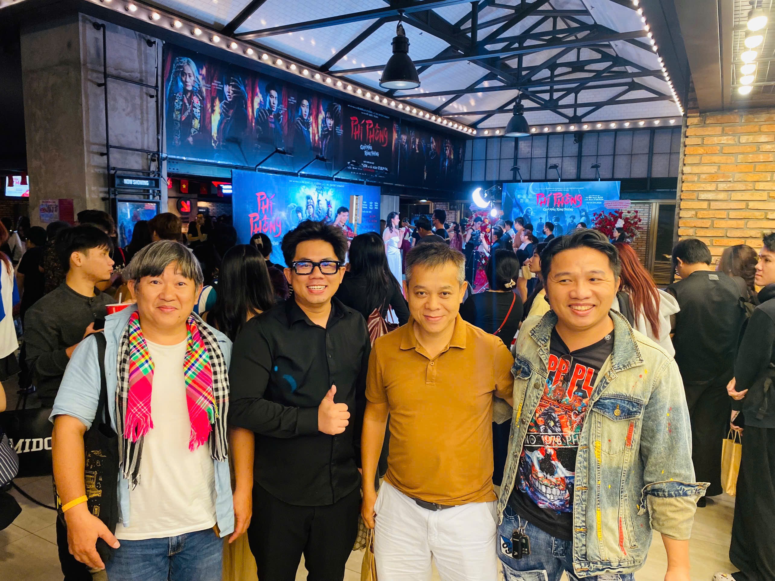 'Phí Phông: Quỷ máu rừng thiêng': Kinh dị chỉ là áo khoác, lắng đọng cảm xúc chính là nỗi sợ bên trong của con người