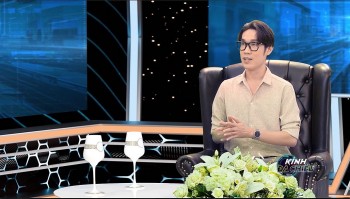 'Kính đa chiều': Hiểu đúng về 'bài bản cải lương' từ góc nhìn học thuật