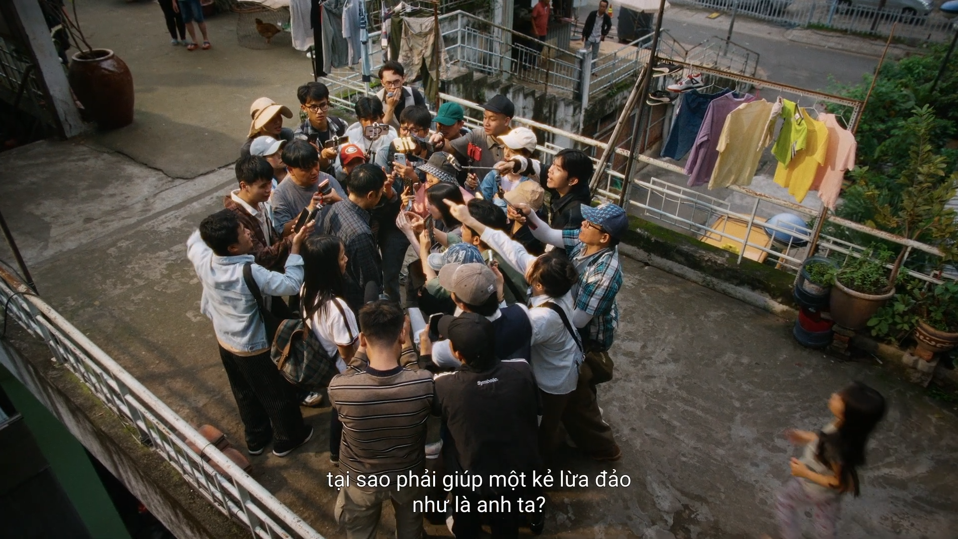 Thái Hòa: Từ người 'từng phán xét' thành trung tâm 'bị phán xét' trong 'Anh Hùng'