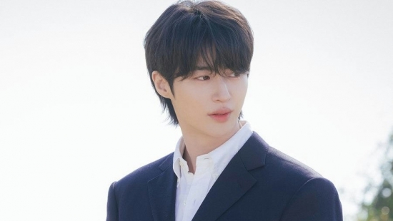 'Perfect Crown': Byun Woo Seok bị chê diễn dở, Gong Seung Yeon trở thành tâm điểm chú ý