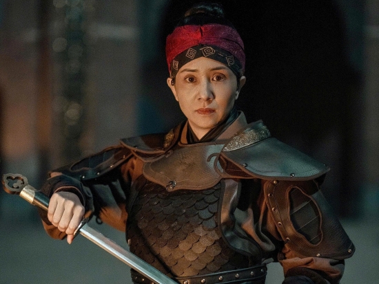 'Chị đẹp' Thúy Hiền hóa tráng sĩ trong phim 'Hộ linh tráng sĩ - Bí ẩn mộ vua Đinh'