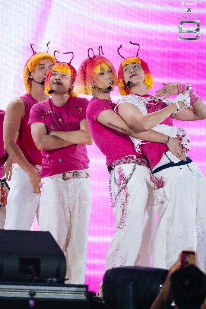 'Anh trai 'Say Hi' Đêm 9: Mùa hè 2024 được tái hiện hoành tráng, dàn Anh trai chìm đắm trong không gian hoài niệm cùng hàng chục nghìn khán giả