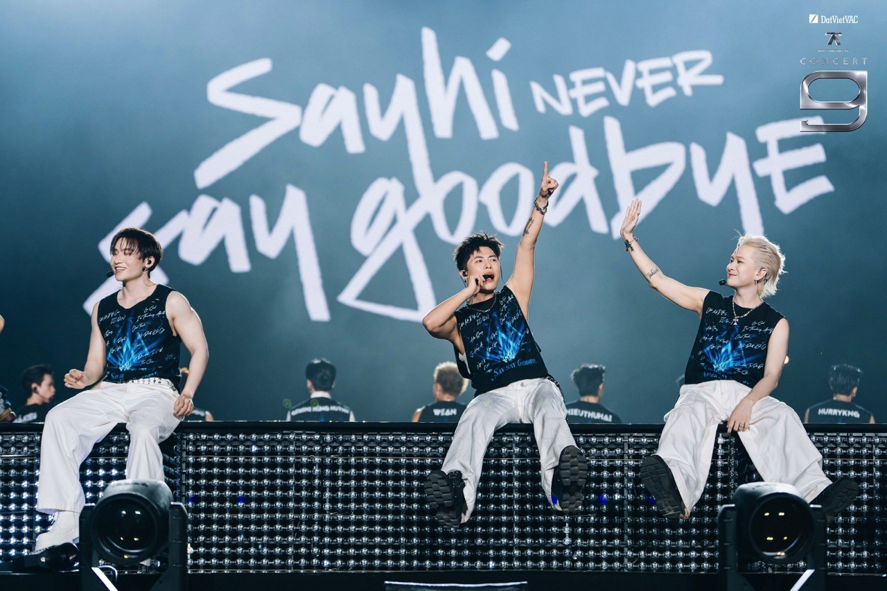 'Anh trai 'Say Hi' Đêm 9: Mùa hè 2024 được tái hiện hoành tráng, dàn Anh trai chìm đắm trong không gian hoài niệm cùng hàng chục nghìn khán giả