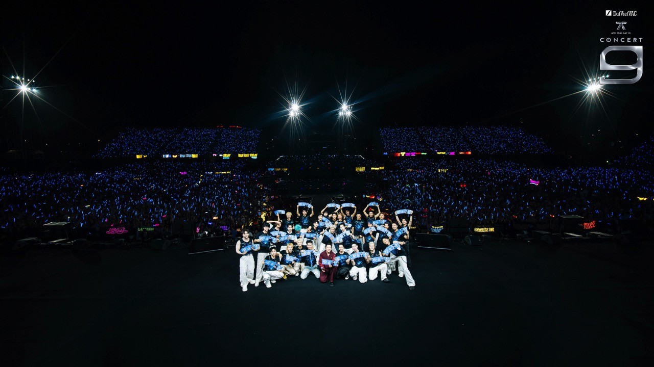 'Anh trai 'Say Hi' Đêm 9: Mùa hè 2024 được tái hiện hoành tráng, dàn Anh trai chìm đắm trong không gian hoài niệm cùng hàng chục nghìn khán giả