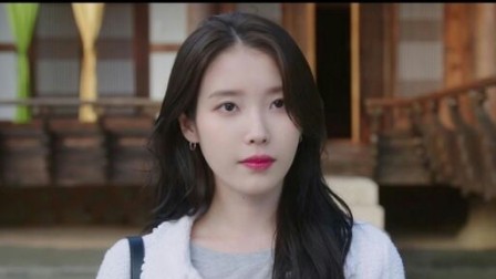 Byun Woo Seok cứu IU khi rating 'Perfect Crown' đạt đỉnh